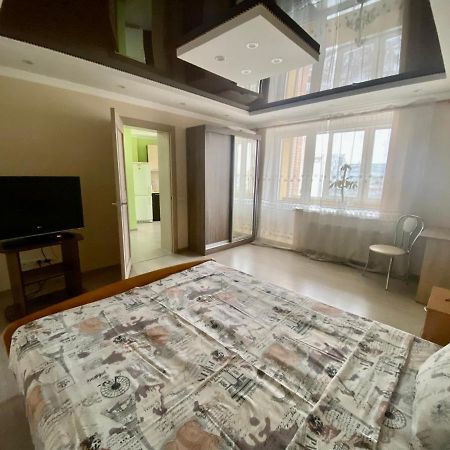 Apartment On Khreshchatyk 200 Center Cherkasy Exterior foto